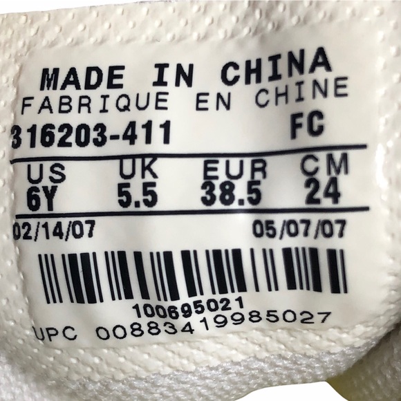 NIKE 316203-411 2007 Silver,Sky Blue, Yellow & White, Size 6Y - Picture 7 of 7